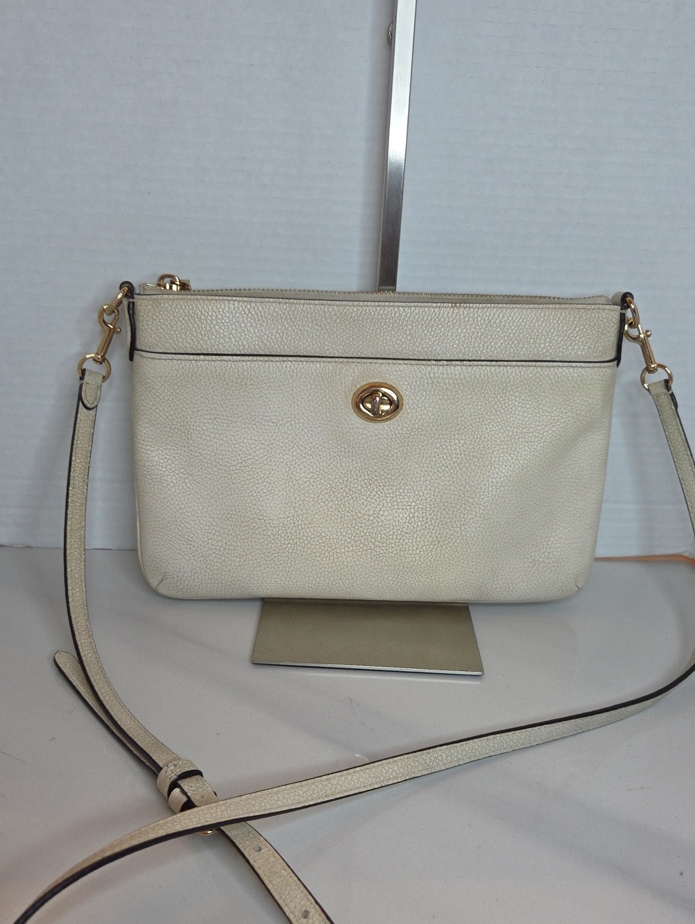 Coach Polly Crossbody Bag In Chalk White Gold - Style C3376